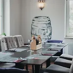 Dworek Admiral