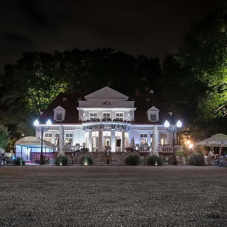 Dworek Admiral 3* Sopot