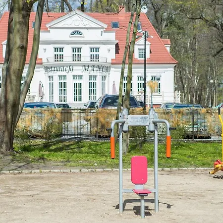 Dworek Admiral 3* Σόποτ