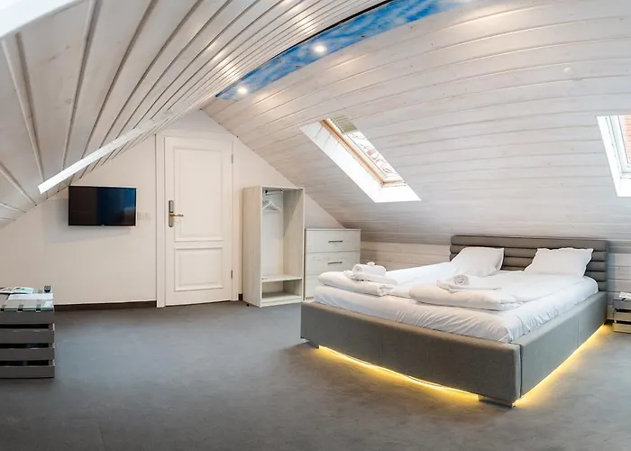 Bed & Breakfast Dworek Admiral