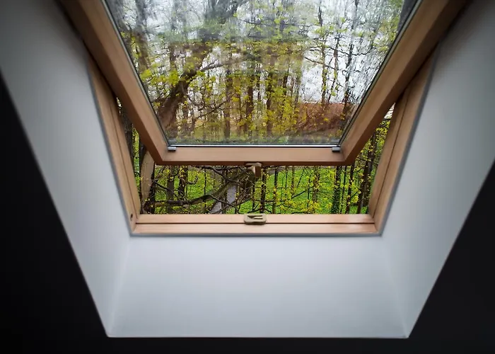 Dworek Admiral Готель типу 